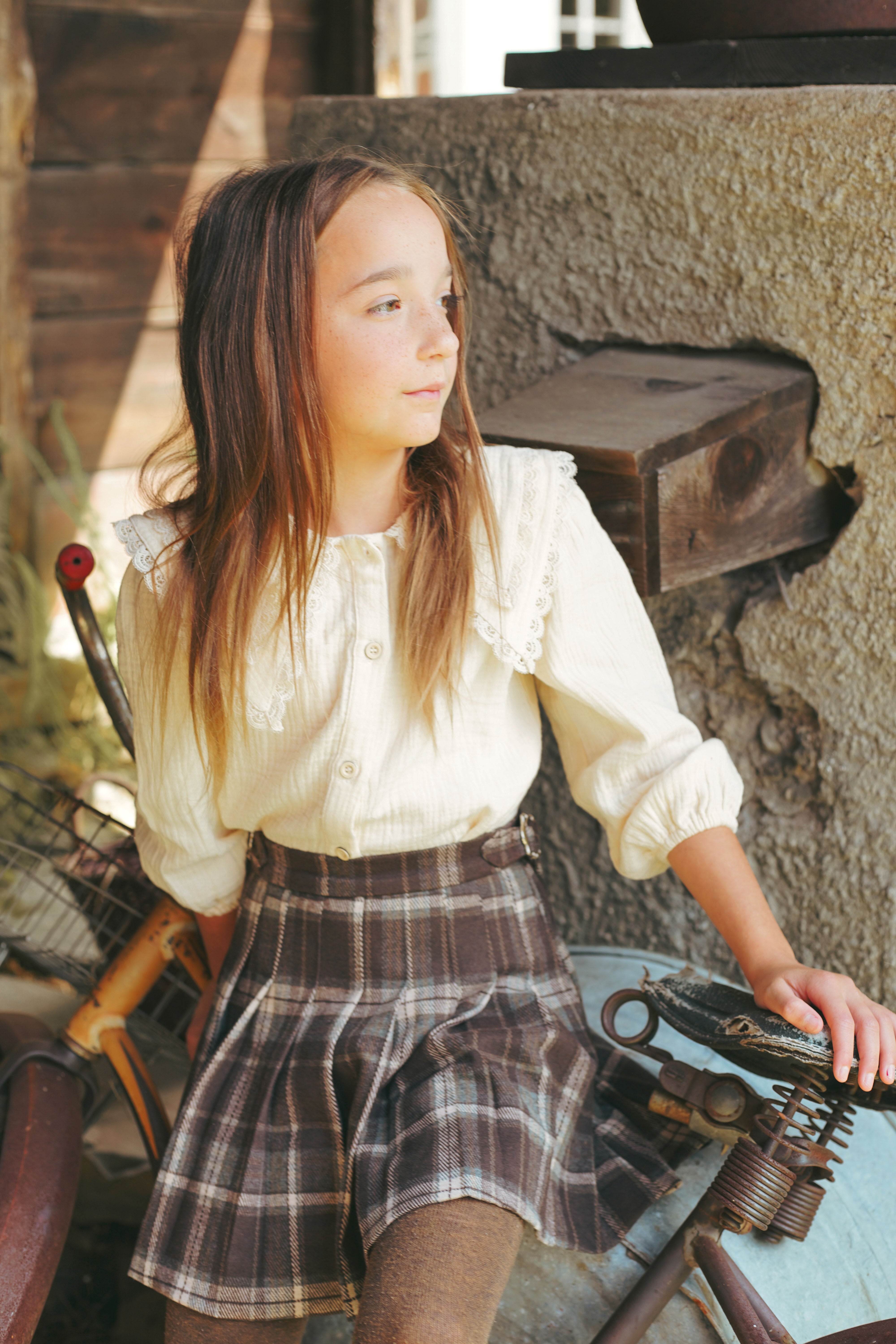 Plaid skirt (length longer than appears on model)
