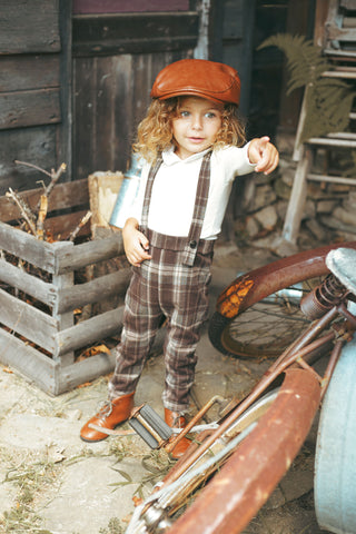 Plaid suspenders pants