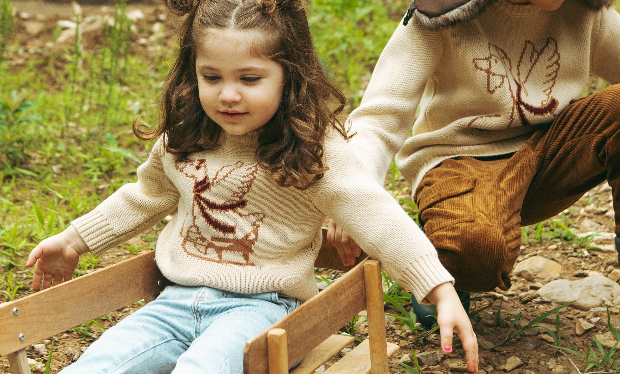 (Pre-order) Gūsey Girls Knit Sweater